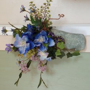 Cute simple hanging bouquet of silk flowers